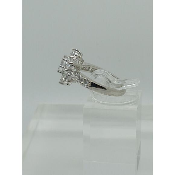 4.06CT Vintage White Gold Plated Floral Cluster Cocktail Engagement Ring Size 6 - Picture 3 of 8